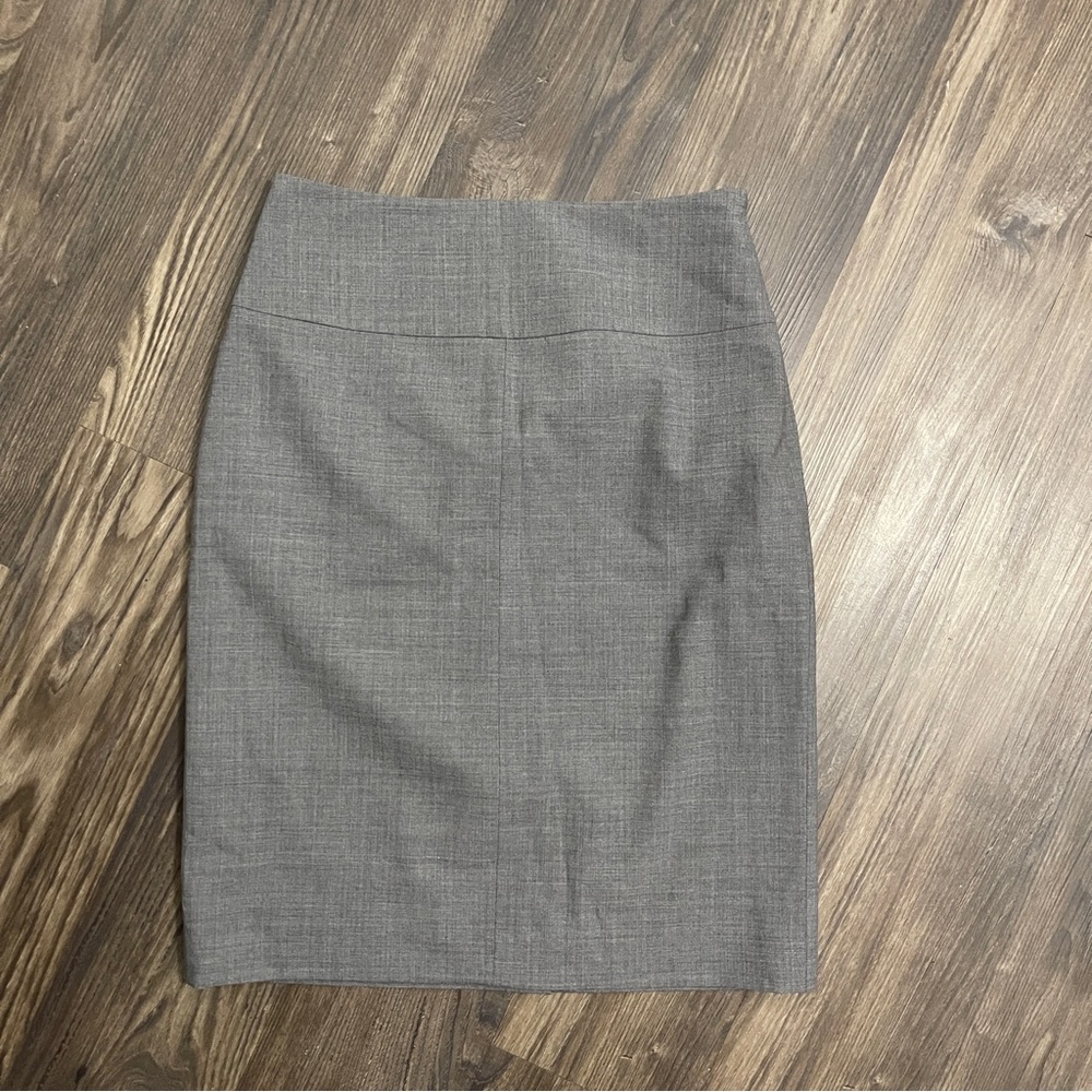Banana Republic women's gray stretch pencil skirt
